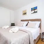 Apartament Martina *